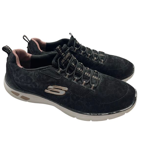 Skechers Relaxed Fit Empire D’Lux Spotted Sneaker Women’s Size 9 - Picture 2 of 10
